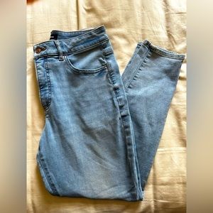 Express curvy skinny jeans- 10R